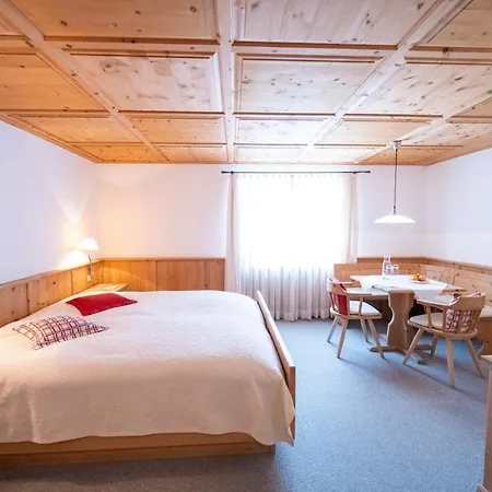 Garni Engiadina - Boutique 3*