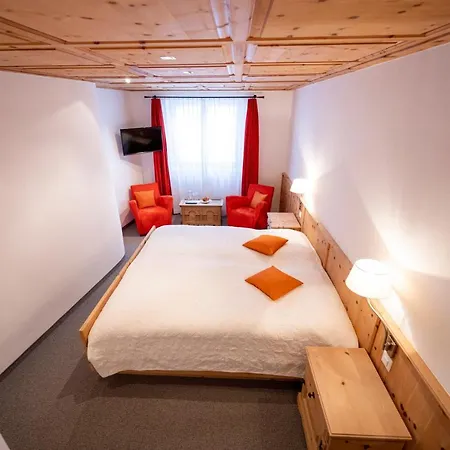Garni Engiadina - Boutique 3* Scuol