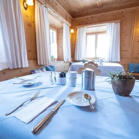 Garni Engiadina - Boutique 3*