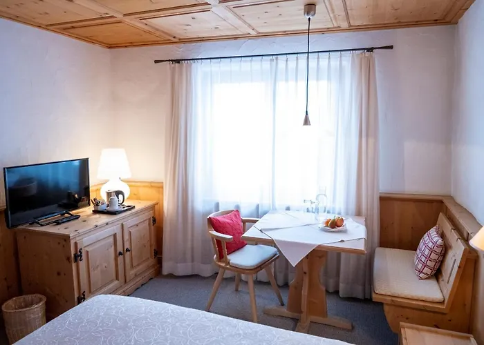 Hotel Garni Engiadina - Boutique 3*