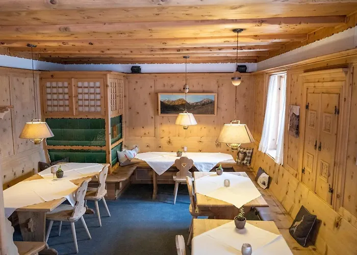 Garni Engiadina - Boutique 3* Scuol