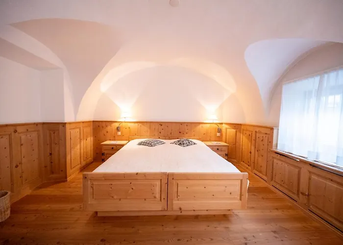 Garni Engiadina - Boutique 3* Scuol