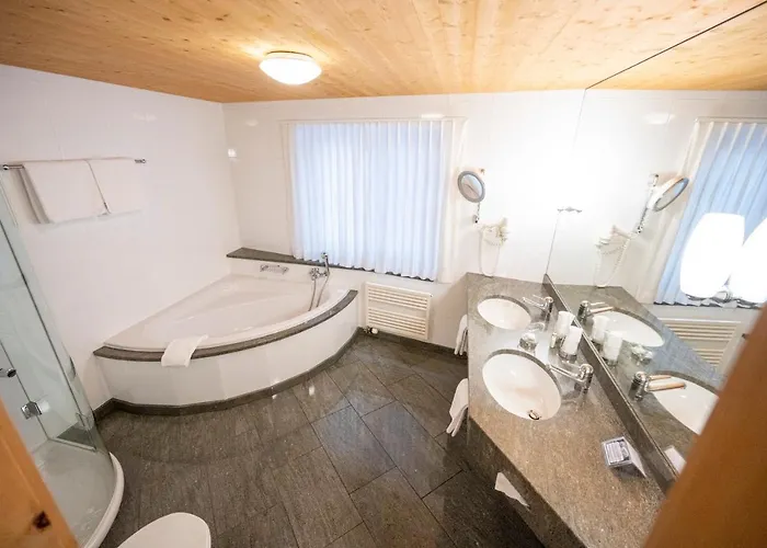 Garni Engiadina - Boutique 3* Scuol