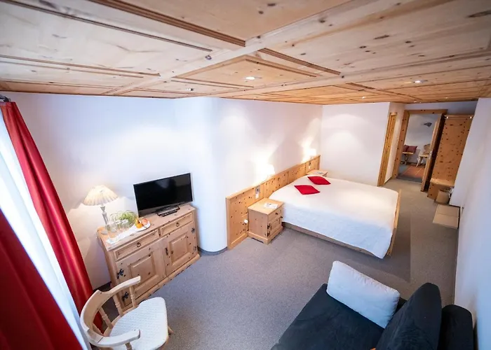 Garni Engiadina - Boutique 3* Scuol