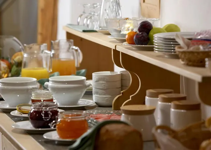 Hotel Garni Engiadina - Boutique Scuol