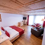 Garni Engiadina - Boutique 3*