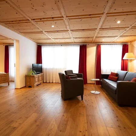 Garni Engiadina - Boutique 3* Scuol