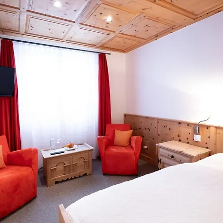 Engiadina Hotel