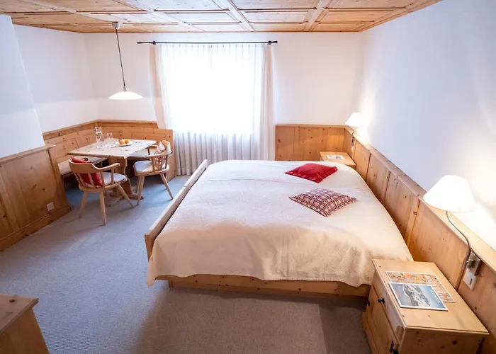 Hotel Garni Engiadina - Boutique 3*